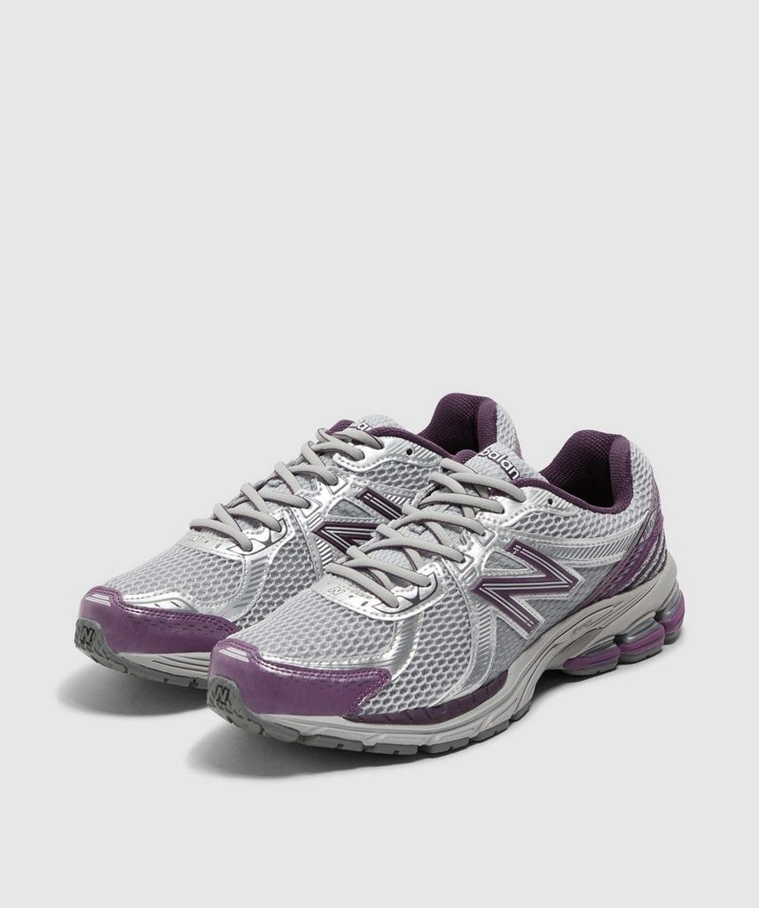 New Balance 860v2 'milky way' sneaker